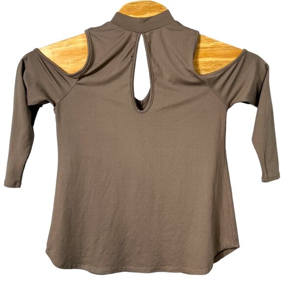 Lime & Chili Taupe Top - Size Small - Picture 2 of 7
